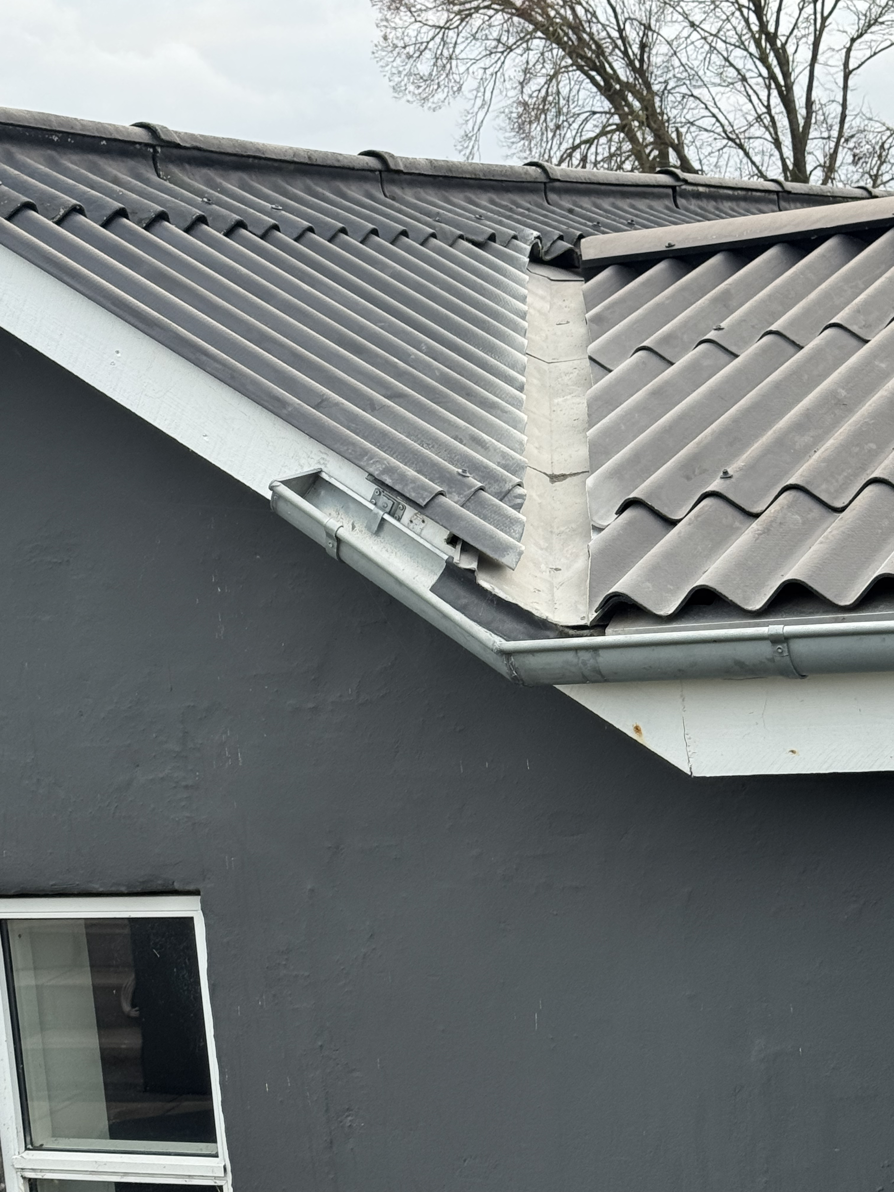 Tagarbejde med nye tagsten