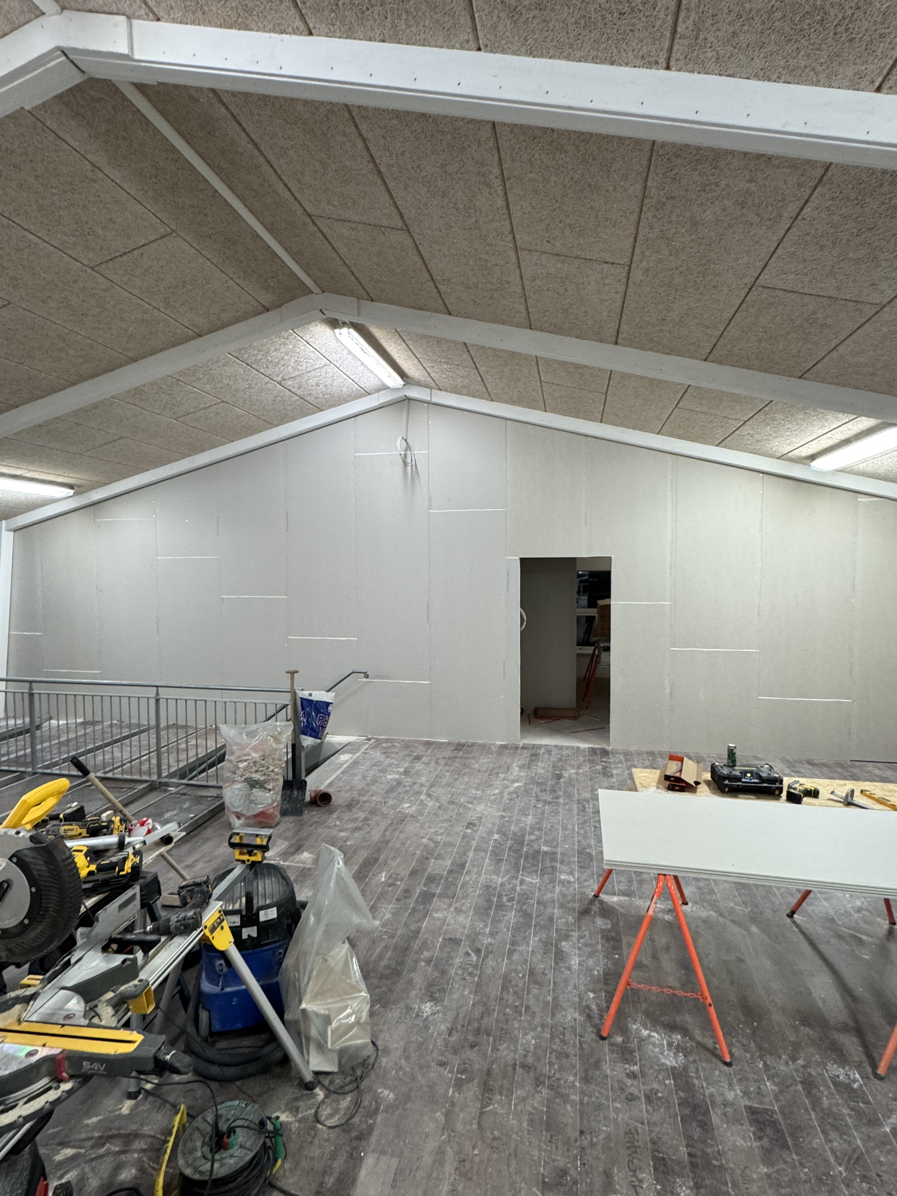 Renovering — gipsvægge og færdiggørelse